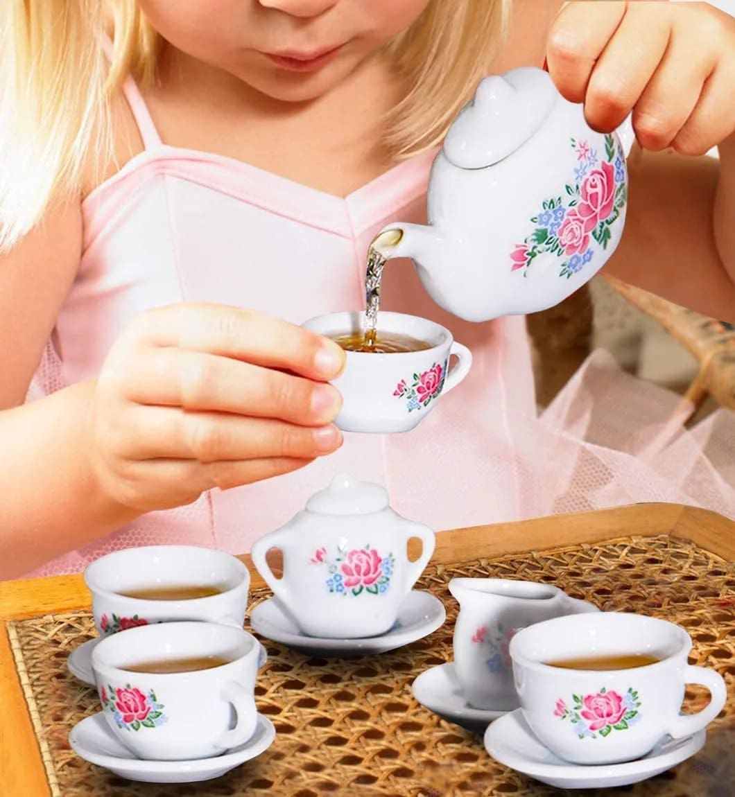 1550.Jpg Children'S Porcelain Tea Set (11 Mini Pieces) - Image 1